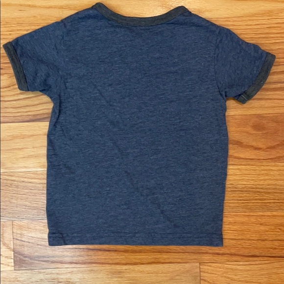 Snoopy tshirt - Picture 2 of 2